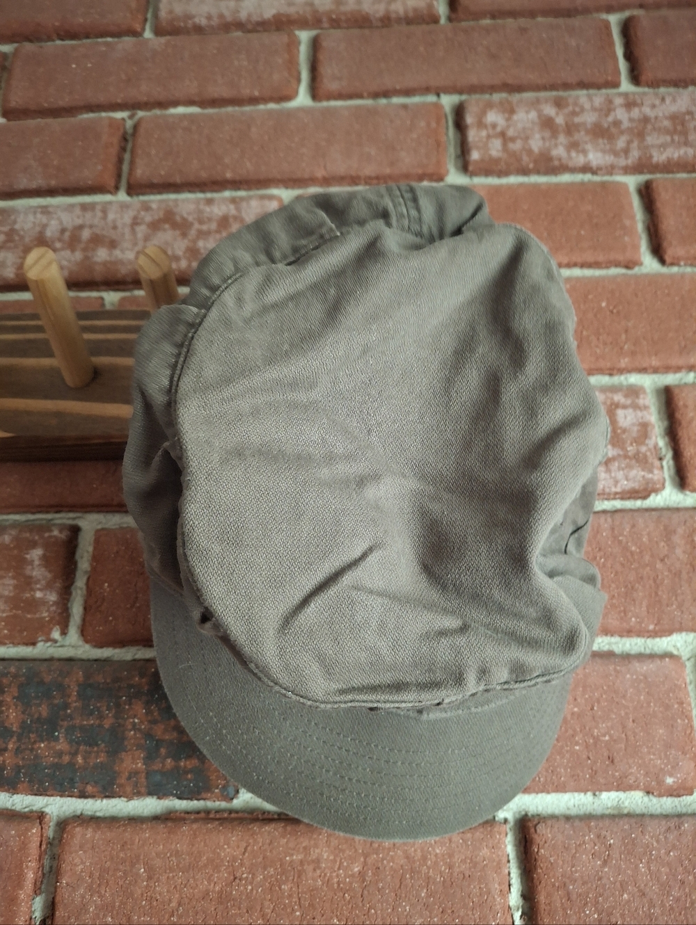 Embroidered Military-Style Cap - Picture 4 of 5